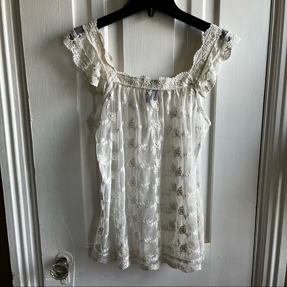 Blue Asphalt Vintage Off White Lacy Sheer Top Size Medium - Picture 2 of 10